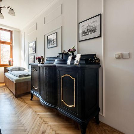 Apartament Tuz Przy Wawelu Krakow Bagian luar foto