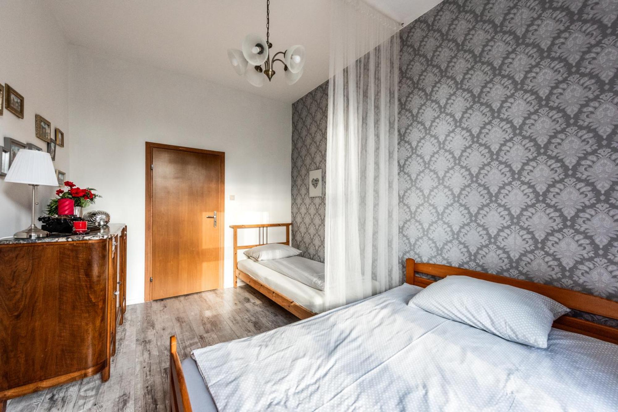 Apartament Tuz Przy Wawelu Krakow Bagian luar foto